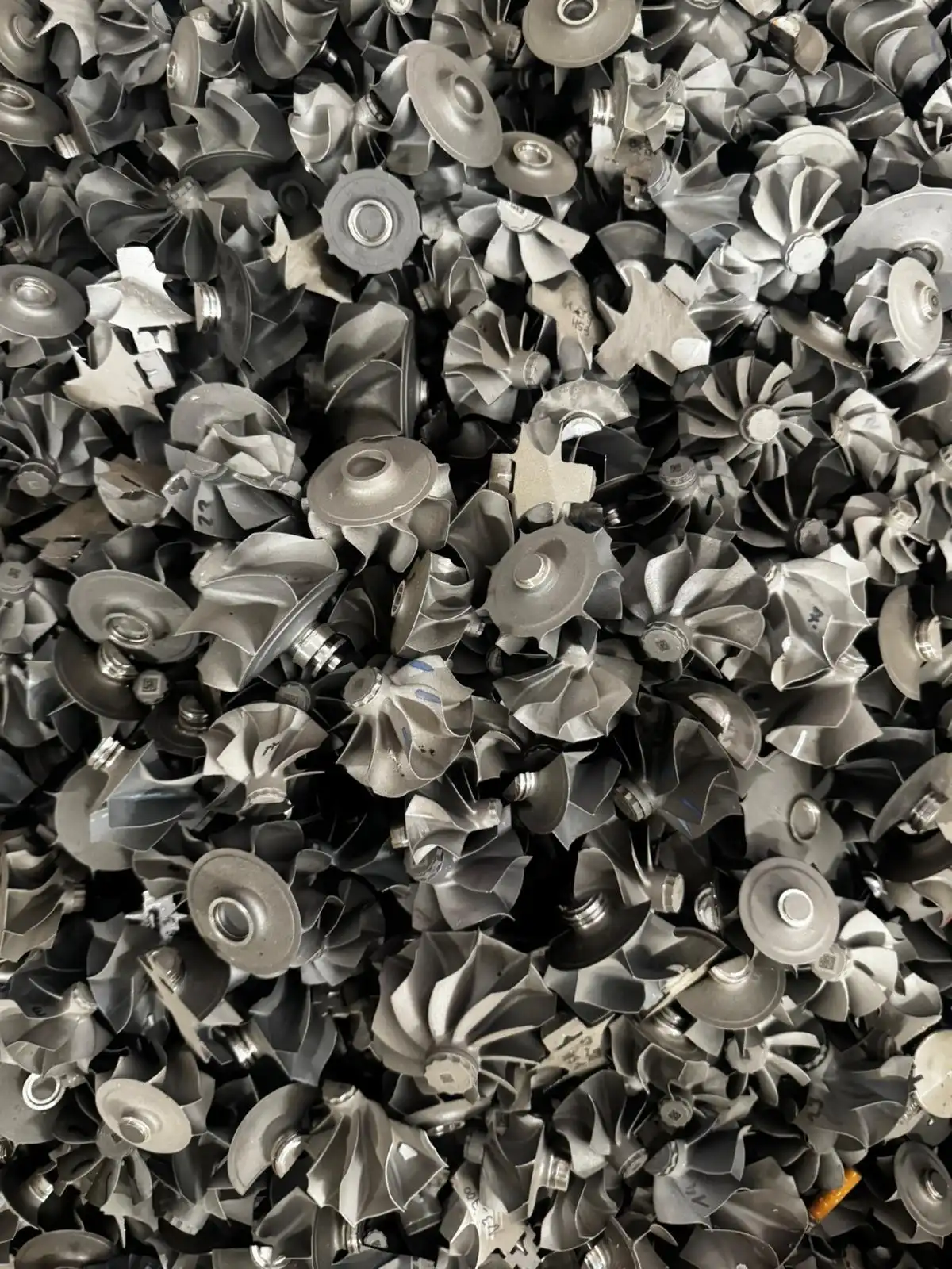 Sonderlegierungen und nickelhaltige Abfälle